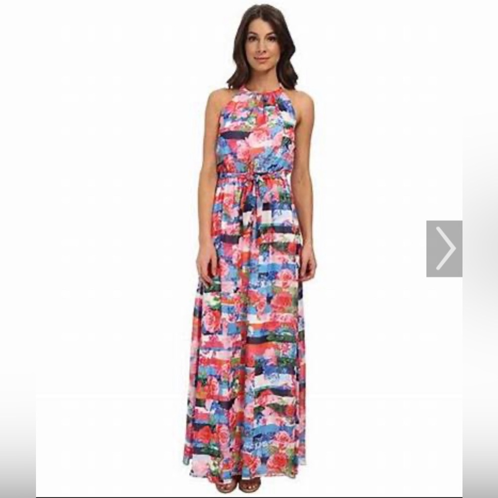 Jessica Simpson NWT’s Maxi Dress Size 6